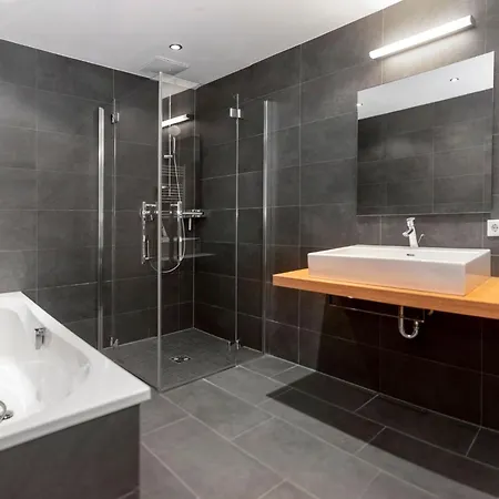 Holiday park Glacier Estate 4*