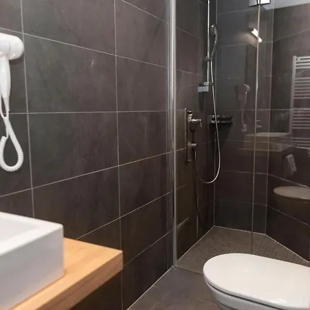 Glacier Estate 4* Kaprun