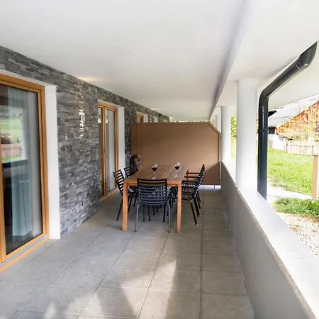 Glacier Estate Holiday park 4*