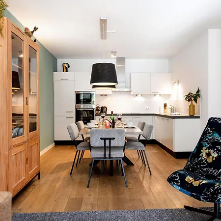 Glacier Estate カプルーン