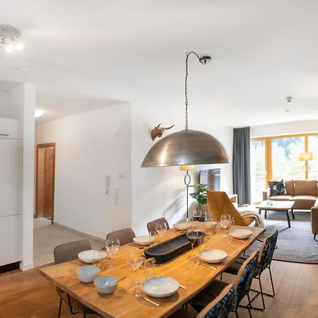 Glacier Estate Ferienpark 4*