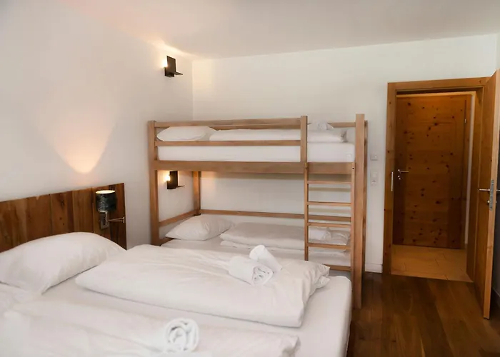 Holiday park Glacier Estate 4*